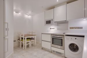 Kitchen/Diner- click for photo gallery